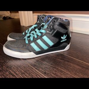 Adidas sneakers high tops